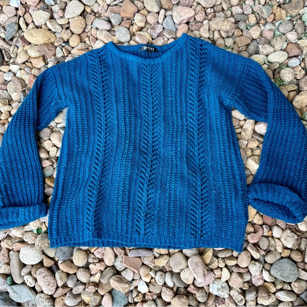 Blue Women’s Sweater with Cuffed Sleeves